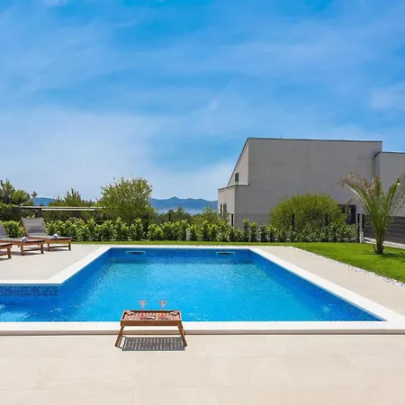 Sunlight Holiday home